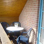 Bartels In Petersdorf Mit Balkon Фемарн