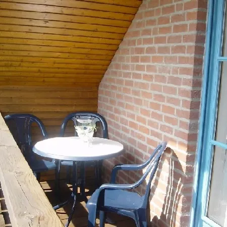 Bartels In Petersdorf Mit Balkon * Fehmarn